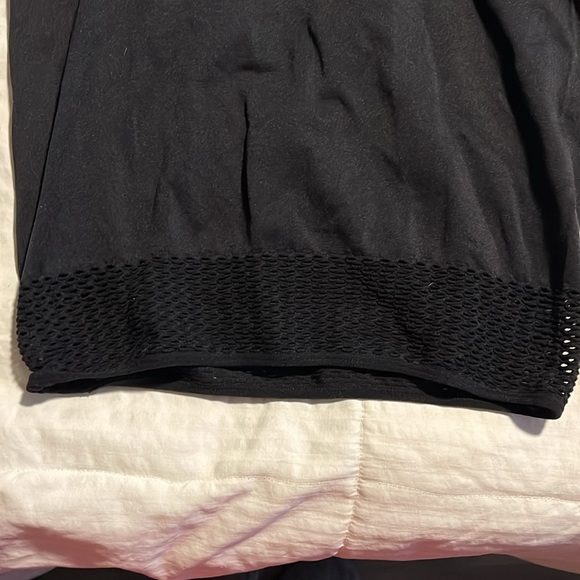 Black Fabletics pullover - Picture 2 of 4